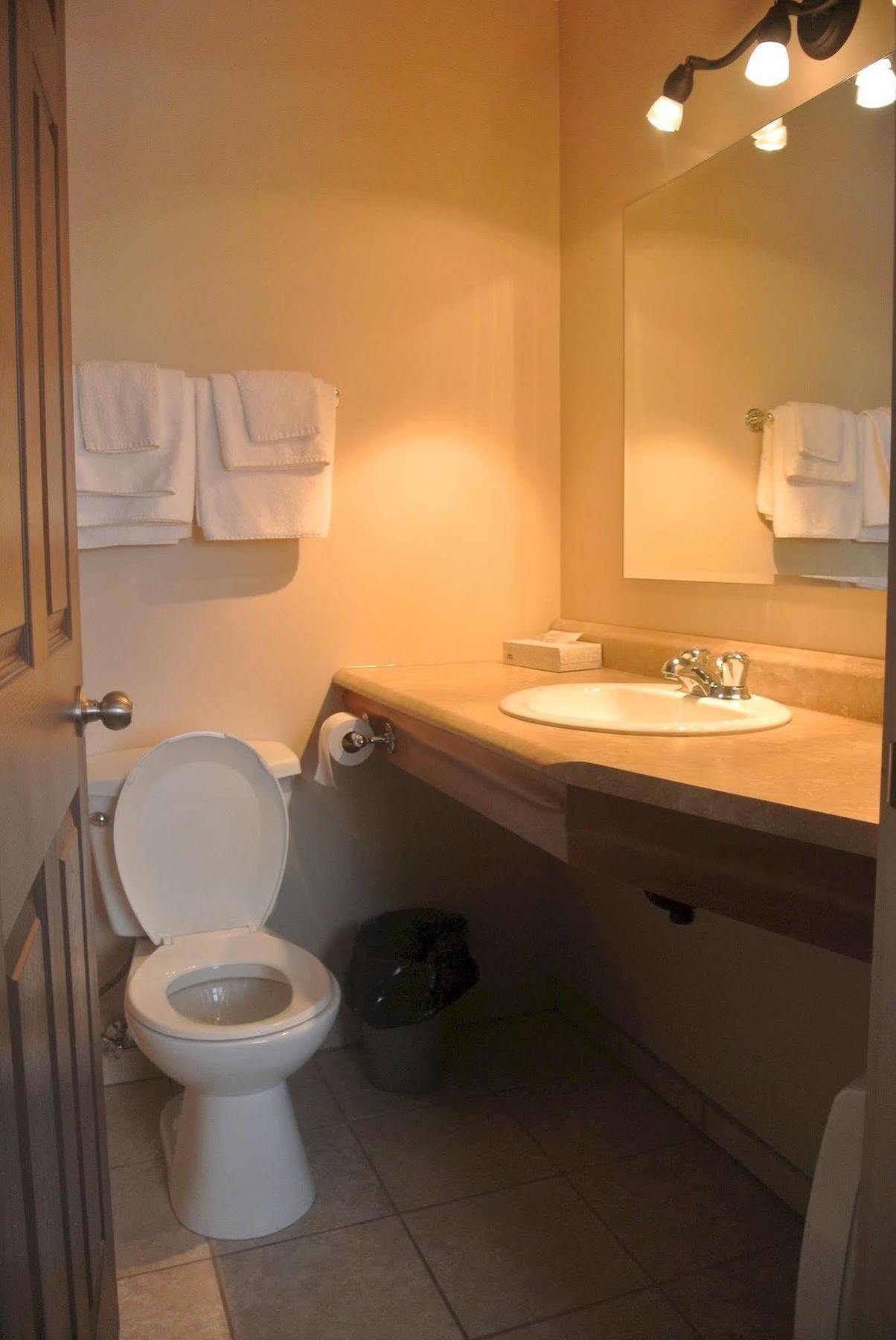 Motel Aux Ecluses Alma Ngoại thất bức ảnh